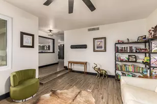 617 E Ellis Dr, Tempe, AZ 85282 - Photo 9