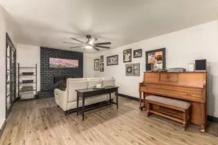 617 E Ellis Dr, Tempe, AZ 85282 - Photo 11