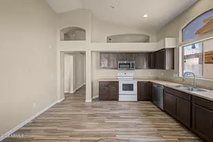 20040 N 13th Dr, Phoenix, AZ 85027 - Photo 3