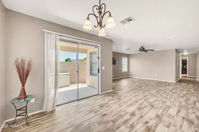 2430 E Peach Tree Drive, Chandler, AZ 85249 - Photo 15