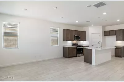 15470 W Desert Hollow Drive, Surprise, AZ 85387 - Photo 19