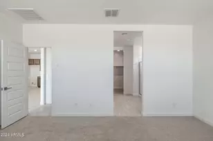 15470 W Desert Hollow Dr, Surprise, AZ 85387 - Photo 23