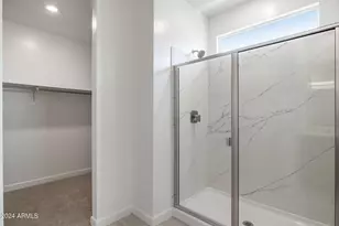 15470 W Desert Hollow Dr, Surprise, AZ 85387 - Photo 25