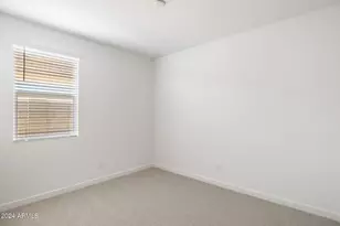 15470 W Desert Hollow Dr, Surprise, AZ 85387 - Photo 33