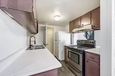 6705 W Devonshire Avenue, Phoenix, AZ 85033 - Photo 9
