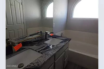 12332 W Roanoke Avenue, Avondale, AZ 85392 - Photo 9