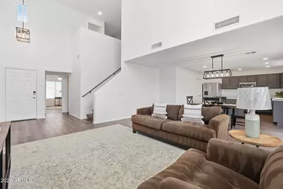 462 E Christopher Street, San Tan Valley, AZ 85140 - Photo 3