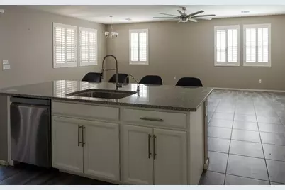 241 E Roadrunner Drive, Chandler, AZ 85286 - Photo 101