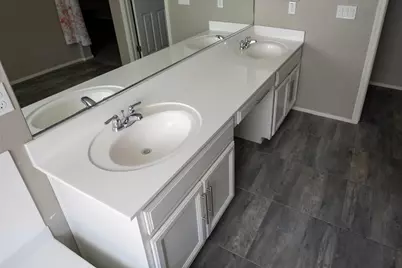 241 E Roadrunner Drive, Chandler, AZ 85286 - Photo 17