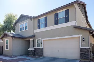 241 E Roadrunner Dr, Chandler, AZ 85286 - Photo 1