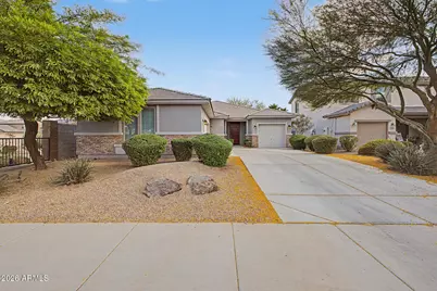 15871 W Port Royale Lane, Surprise, AZ 85379 - Photo 1