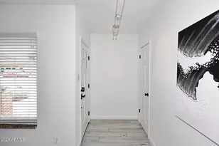 6829 E Almeria Rd, Scottsdale, AZ 85257 - Photo 5