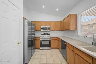 6654 E Richmond St, Mesa, AZ 85215 - Photo 11