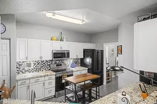3236 E Chandler Blvd, Phoenix, AZ 85048 - Photo 9
