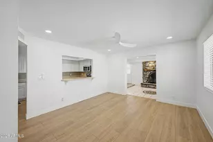 112 N Sulleys Dr, Mesa, AZ 85205 - Photo 5
