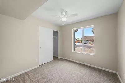 1425 W Wickieup Lane, Phoenix, AZ 85027 - Photo 17