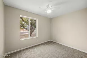 1425 W Wickieup Ln, Phoenix, AZ 85027 - Photo 21