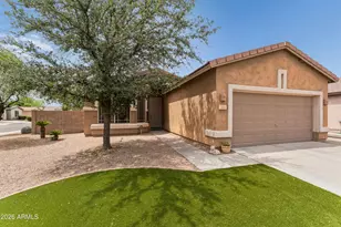 360 N Bell Pl, Chandler, AZ 85225 - Photo 9