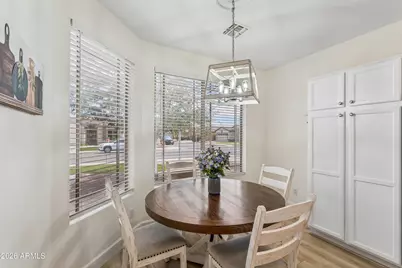 360 N Bell Place, Chandler, AZ 85225 - Photo 21