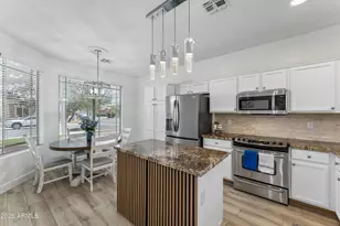 360 N Bell Pl, Chandler, AZ 85225 - Photo 17