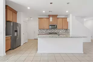 14161 W Voltaire St, Surprise, AZ 85379 - Photo 11