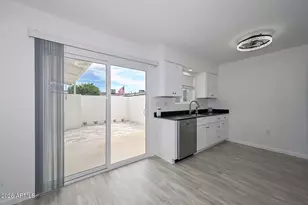 9667 N 111th Ave, Sun City, AZ 85351 - Photo 11