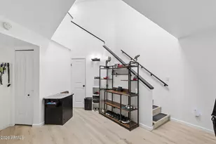 8858 N 47th Ln, Glendale, AZ 85302 - Photo 11