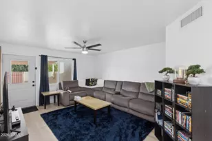 8858 N 47th Ln, Glendale, AZ 85302 - Photo 9