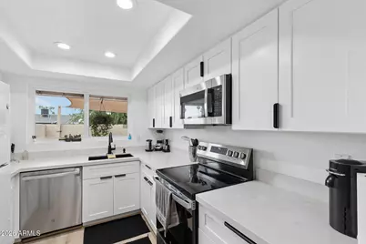 8858 N 47th Lane, Glendale, AZ 85302 - Photo 5