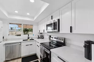 8858 N 47th Ln, Glendale, AZ 85302 - Photo 5