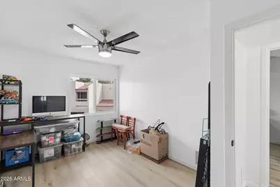 8858 N 47th Lane, Glendale, AZ 85302 - Photo 19