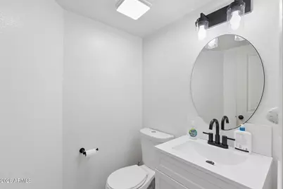 8858 N 47th Lane, Glendale, AZ 85302 - Photo 13