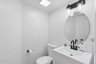 8858 N 47th Ln, Glendale, AZ 85302 - Photo 13