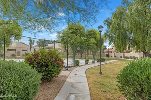 8858 N 47th Ln, Glendale, AZ 85302 - Photo 27