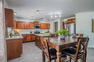 3378 E Silverbell Rd, San Tan Valley, AZ 85143 - Photo 17