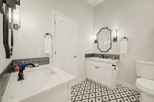 7236 W Paradise Ln, Peoria, AZ 85382 - Photo 21