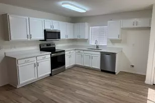 12009 W Holly St, Avondale, AZ 85392 - Photo 3