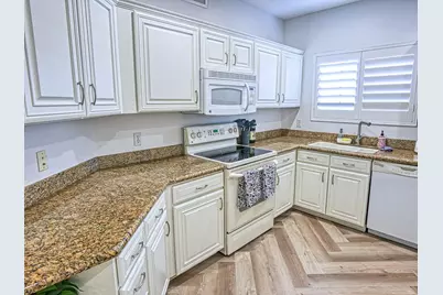 7609 E Indian Bend Road #2009, Scottsdale, AZ 85250 - Photo 5