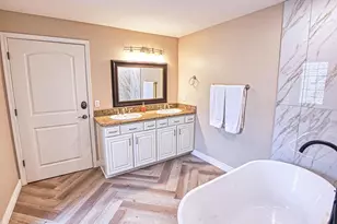 7609 E Indian Bend Rd, Scottsdale, AZ 85250 - Photo 11