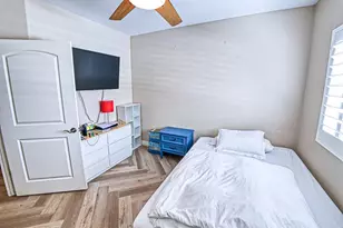 7609 E Indian Bend Rd, Scottsdale, AZ 85250 - Photo 23