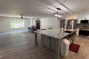 4422 W Greenway Rd, Glendale, AZ 85306 - Photo 11