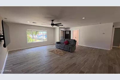 4422 W Greenway Road, Glendale, AZ 85306 - Photo 9