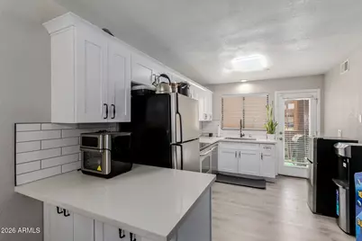 11640 N 51st Avenue #137, Glendale, AZ 85304 - Photo 5