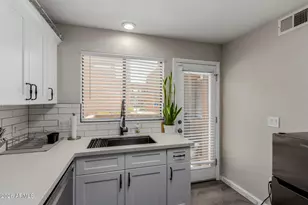 11640 N 51st Ave, Glendale, AZ 85304 - Photo 7