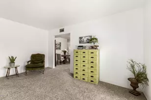 17639 N 99th Dr, Sun City, AZ 85373 - Photo 11