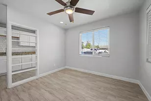 2534 N 28th St, Phoenix, AZ 85008 - Photo 11