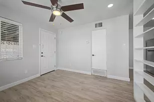 2534 N 28th St, Phoenix, AZ 85008 - Photo 9