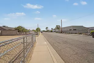 2534 N 28th St, Phoenix, AZ 85008 - Photo 27