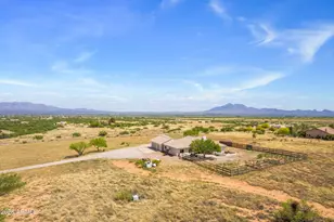 9354 S Deer Ridge Trail, Hereford, AZ 85615 - Photo 47