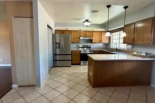 502 E Gabrilla Dr, Casa Grande, AZ 85122 - Photo 9